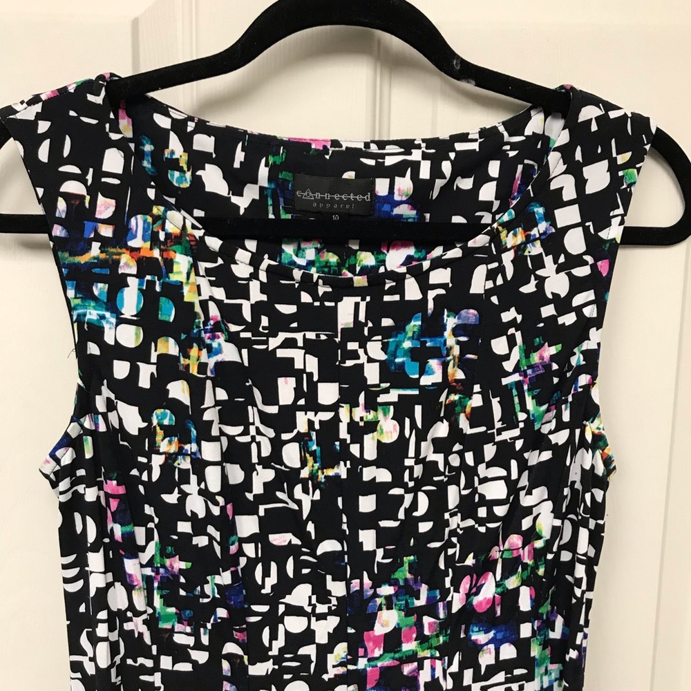 Dress - Picture 5 of 5